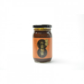 Pat Chun Zha Jiang Noodle Sauce 240g