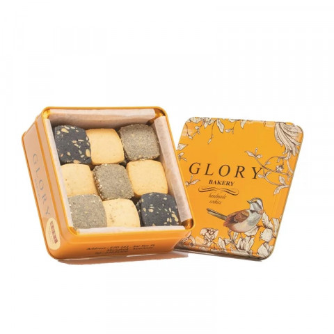 ＧＬＯＲＹ　ＢＡＫＥＲＹ　１２種類のクッキー　木の実　３２０ｇ