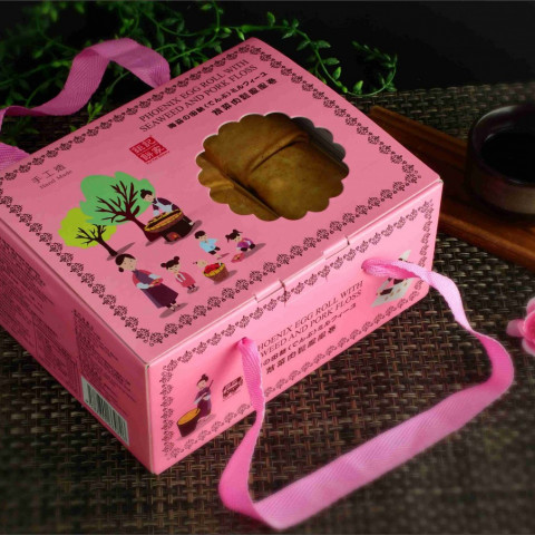 [Pre-order]Koi Kei Bakery Phoenix Egg Roll with Seaweed and Shredded Pork Floss Gift Box 180g
