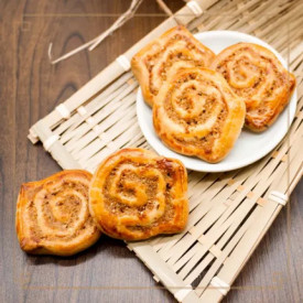 Hang Heung Cake Shop Fermented Red Beancurd Sauce Shortbread Puff 6 pieces