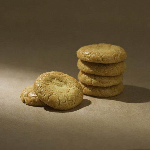 Pastelaria Fong Kei Walnut Cookies