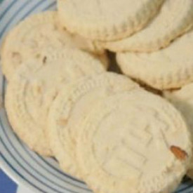 Pastelaria Fong Kei Almond Cookies with Almond Pieces